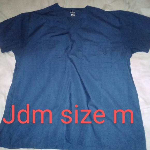 Nurse scrubs - Picture 7 of 9